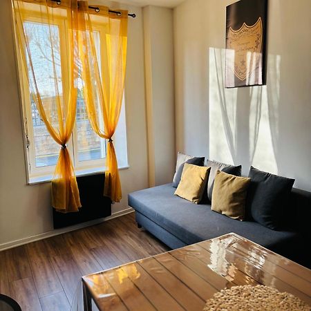 Fine Bulle En Champagne - 1 Chambre - Terrasse Еперне Екстериор снимка