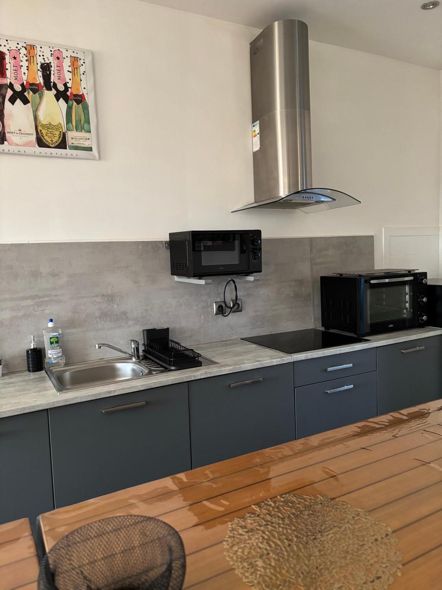 Fine Bulle En Champagne - 1 Chambre - Terrasse Еперне Екстериор снимка